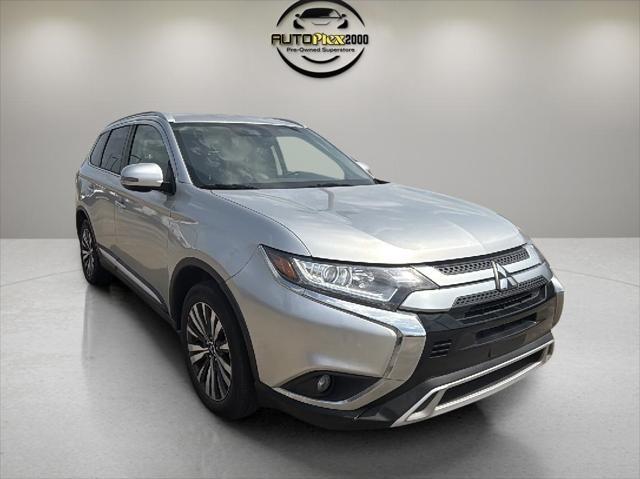 used 2020 Mitsubishi Outlander car, priced at $16,999