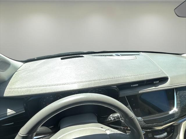 used 2022 Cadillac XT6 car, priced at $31,126