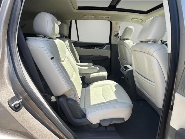 used 2022 Cadillac XT6 car, priced at $31,126