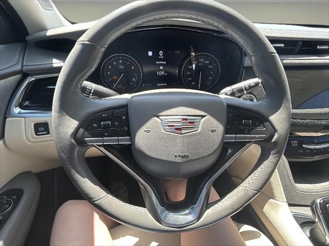 used 2022 Cadillac XT6 car, priced at $31,126