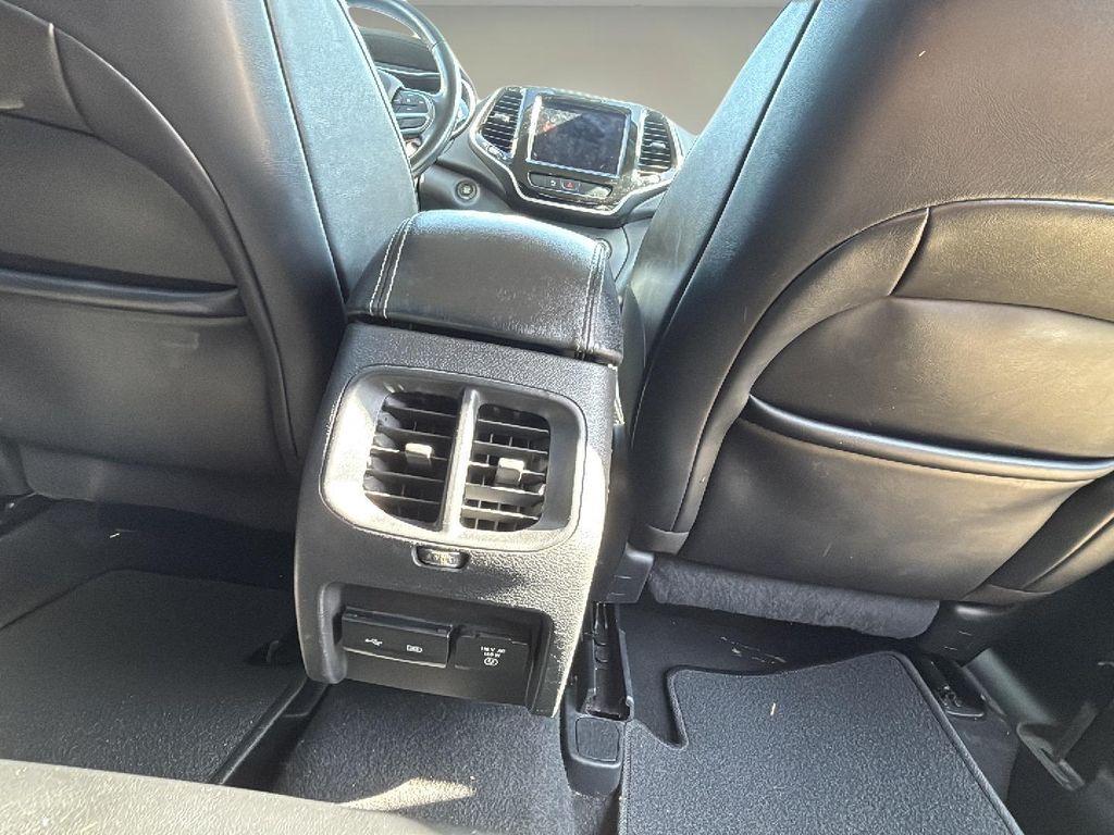 used 2020 Jeep Cherokee car, priced at $17,182