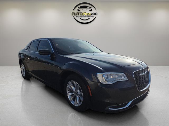 used 2016 Chrysler 300 car