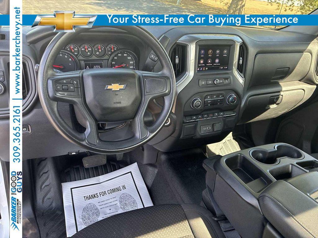 used 2024 Chevrolet Silverado 1500 car, priced at $28,290