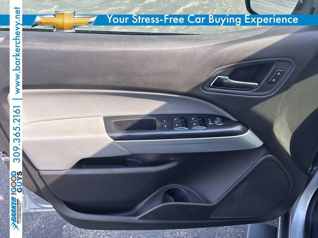 used 2015 Chevrolet Colorado car, priced at $19,490