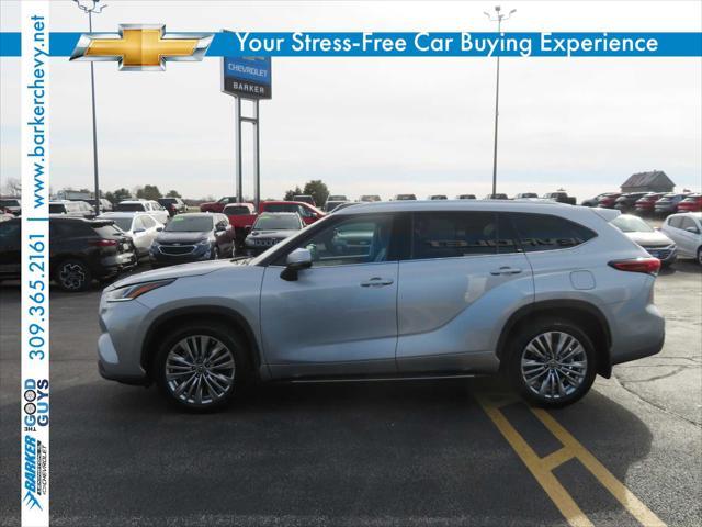 used 2023 Toyota Highlander car, priced at $44,990