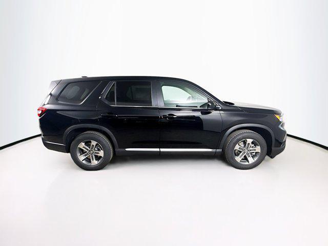 new 2025 Honda Pilot car, priced at $43,232