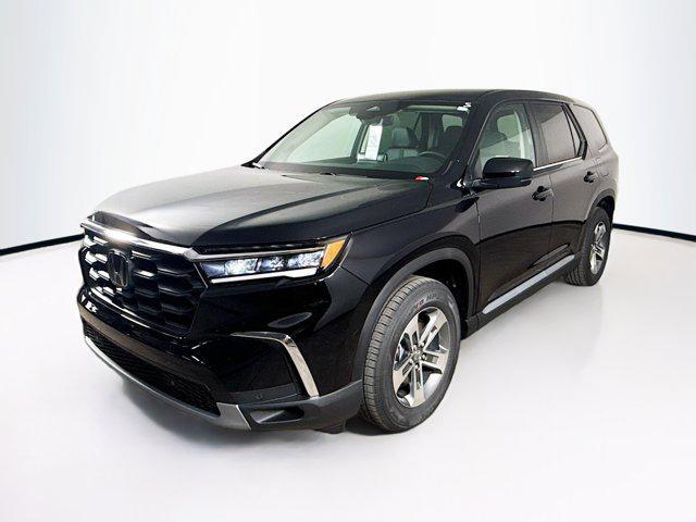 new 2025 Honda Pilot car, priced at $43,232