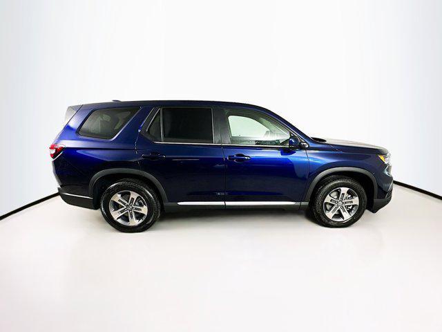 new 2025 Honda Pilot car, priced at $44,878