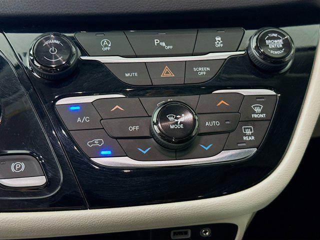 used 2018 Chrysler Pacifica car, priced at $15,803