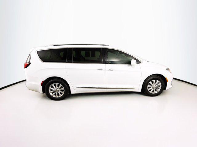 used 2018 Chrysler Pacifica car, priced at $15,803