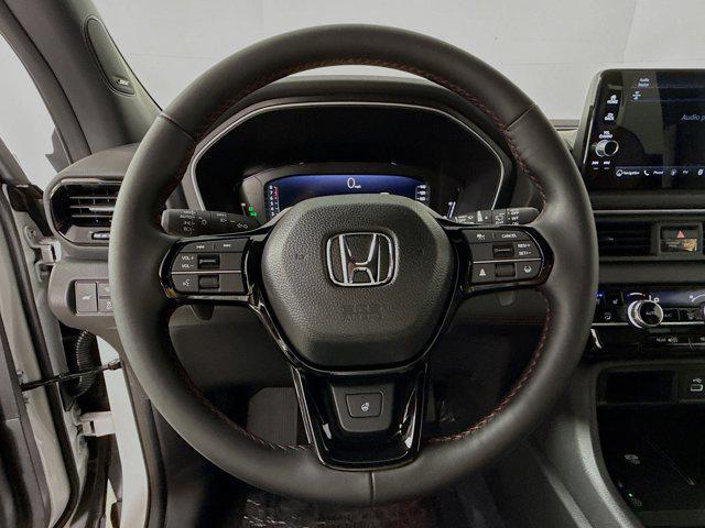 new 2025 Honda Pilot car, priced at $52,403