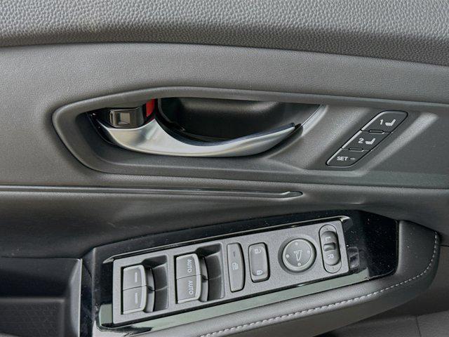 new 2025 Honda Accord Hybrid car, priced at $38,326