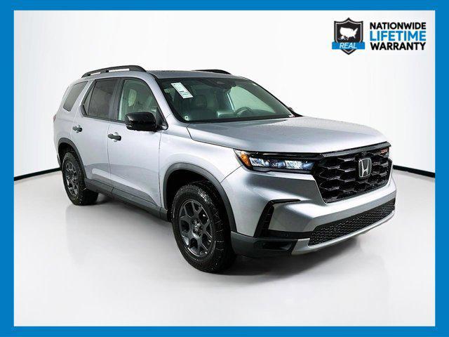 new 2025 Honda Pilot car, priced at $48,803