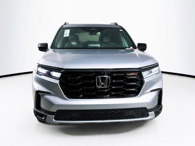 new 2025 Honda Pilot car, priced at $48,803