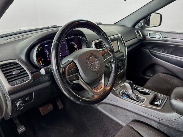 used 2021 Jeep Grand Cherokee car, priced at $19,196