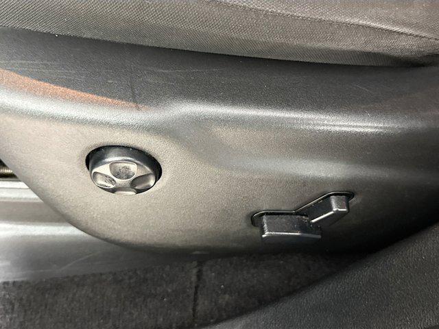 used 2021 Jeep Grand Cherokee car, priced at $19,196