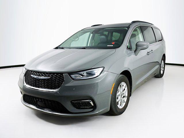 used 2022 Chrysler Pacifica car, priced at $20,329