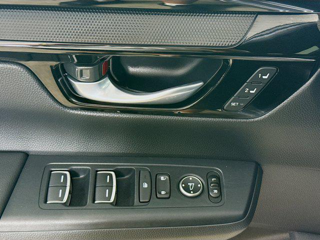 used 2024 Honda CR-V Hybrid car, priced at $33,887