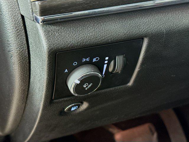 used 2017 Jeep Grand Cherokee car, priced at $13,467