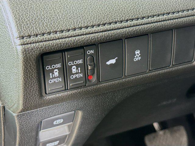 used 2026 Honda Odyssey car, priced at $42,200