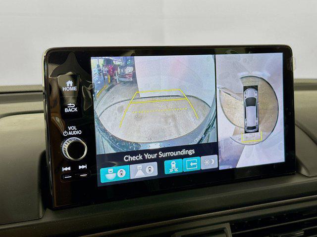 new 2025 Honda Pilot car, priced at $48,136