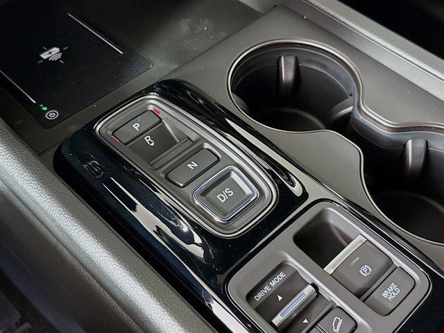 new 2025 Honda Pilot car, priced at $48,136