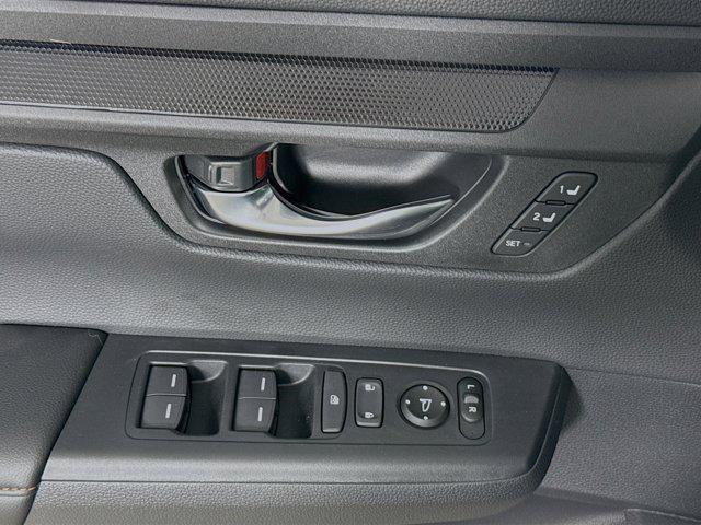 new 2025 Honda CR-V Hybrid car, priced at $37,356