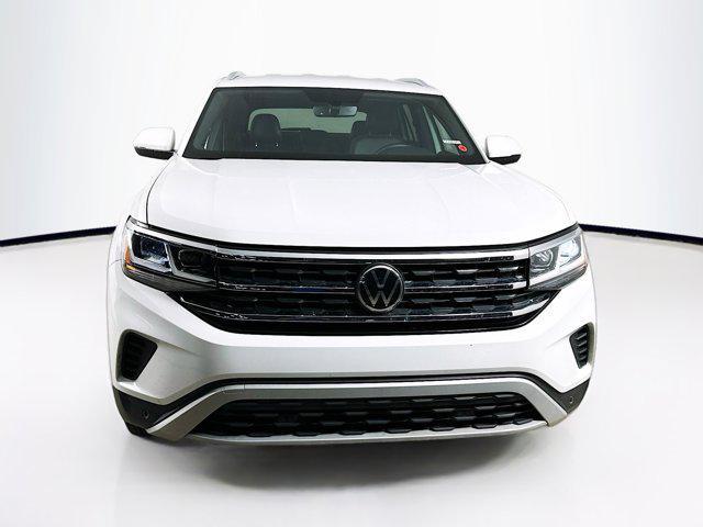 used 2022 Volkswagen Atlas Cross Sport car, priced at $24,111