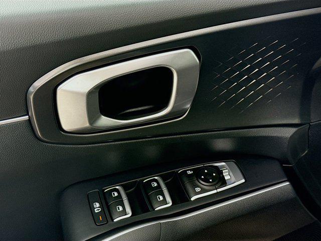 used 2023 Kia Sorento car, priced at $24,253