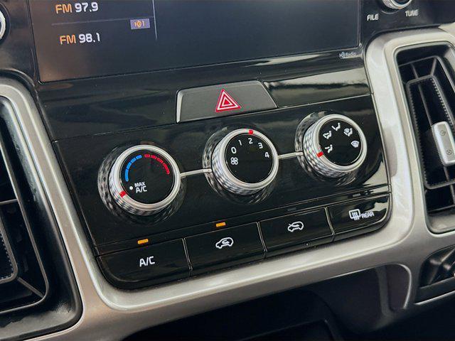 used 2023 Kia Sorento car, priced at $24,253