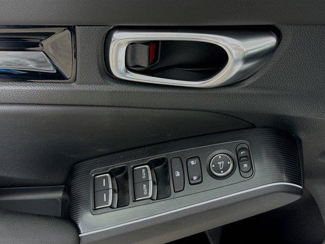 new 2025 Honda Civic Hybrid car, priced at $31,778