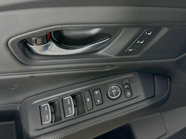 new 2025 Honda Accord Hybrid car, priced at $35,369