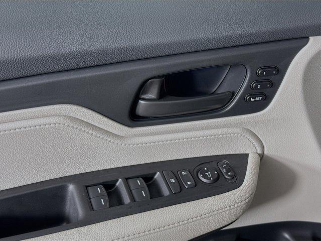 new 2025 Honda Odyssey car, priced at $41,849
