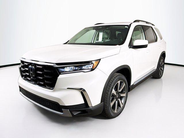 new 2025 Honda Pilot car, priced at $46,049
