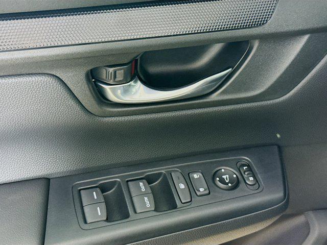 new 2026 Honda CR-V Hybrid car, priced at $35,661