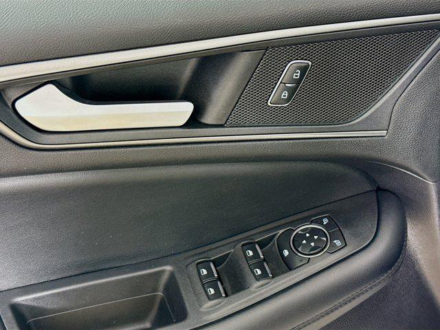 used 2022 Ford Edge car, priced at $20,224