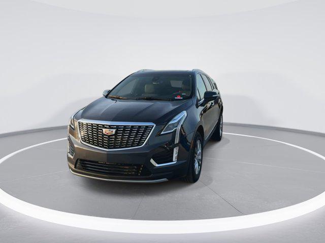 used 2023 Cadillac XT5 car, priced at $35,022