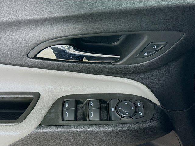 used 2023 Chevrolet Equinox car, priced at $17,990