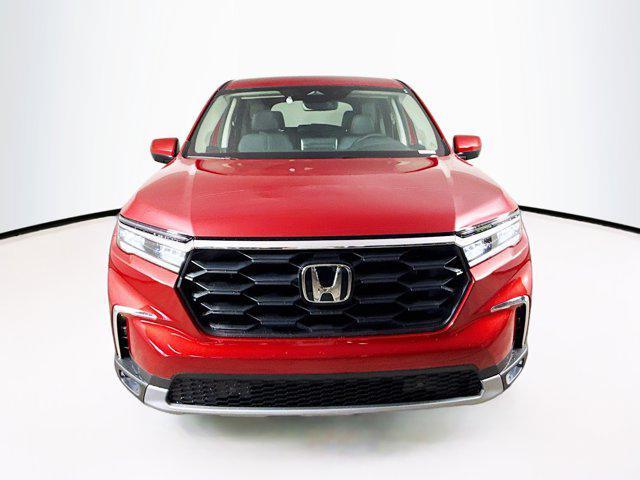 new 2025 Honda Pilot car, priced at $43,579