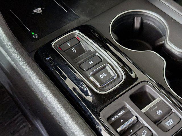 new 2025 Honda Pilot car, priced at $43,579