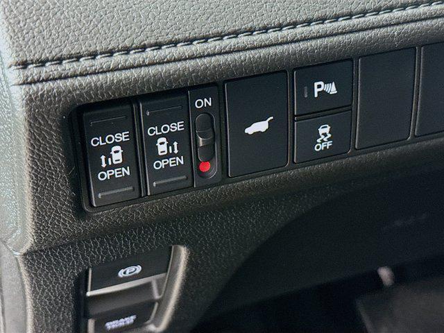 used 2026 Honda Odyssey car, priced at $43,443