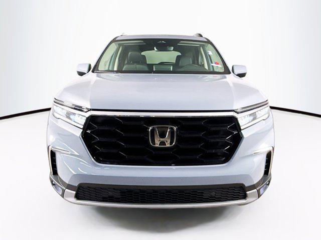used 2024 Honda Pilot car, priced at $40,491