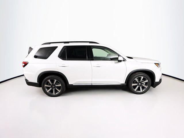 new 2025 Honda Pilot car, priced at $50,971