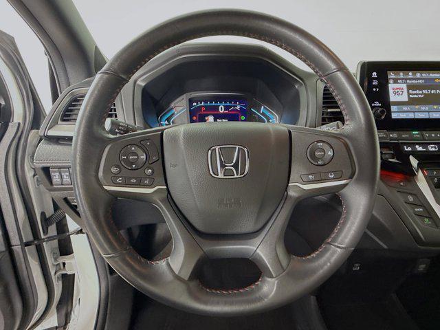 used 2024 Honda Odyssey car, priced at $37,415