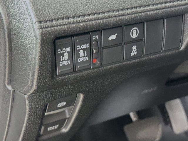 used 2024 Honda Odyssey car, priced at $37,415