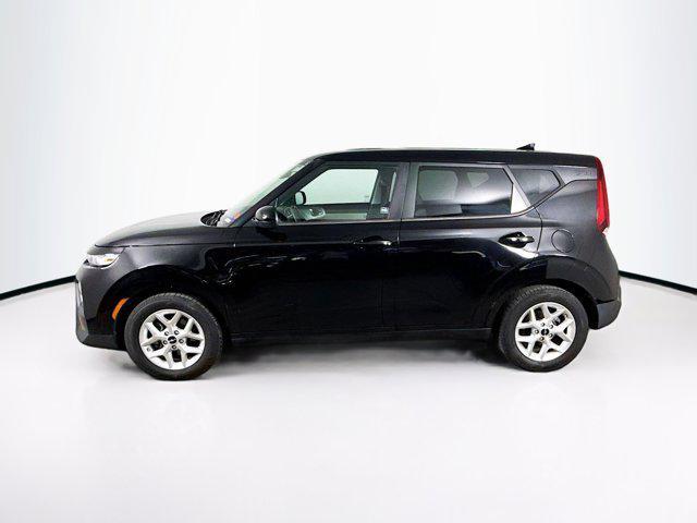 used 2022 Kia Soul car, priced at $16,293