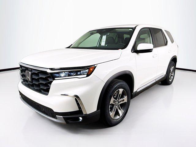 new 2025 Honda Pilot car, priced at $42,987
