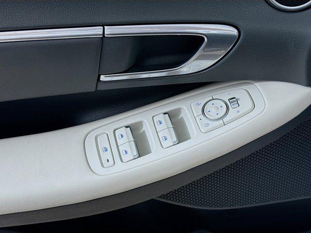 used 2023 Hyundai Sonata Hybrid car, priced at $20,474
