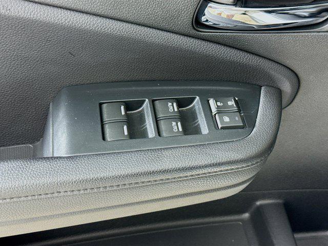 used 2022 Honda Pilot car, priced at $29,056