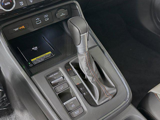 new 2025 Honda CR-V Hybrid car, priced at $39,823
